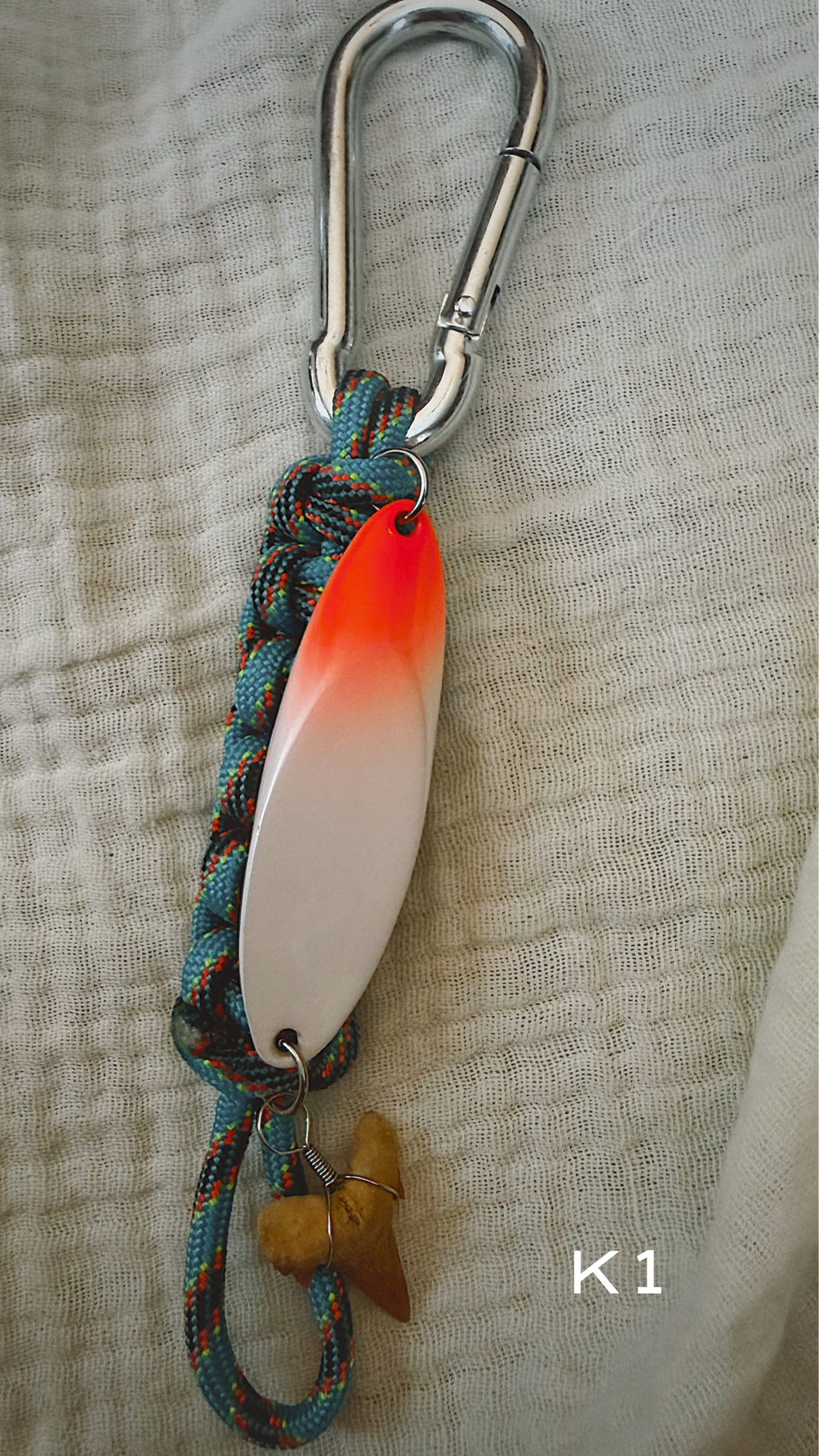Fishing Lure Keychain - Paracord
