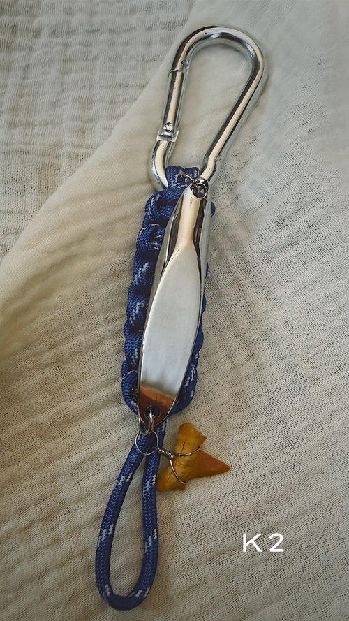 Fishing Lure Keychain - Paracord