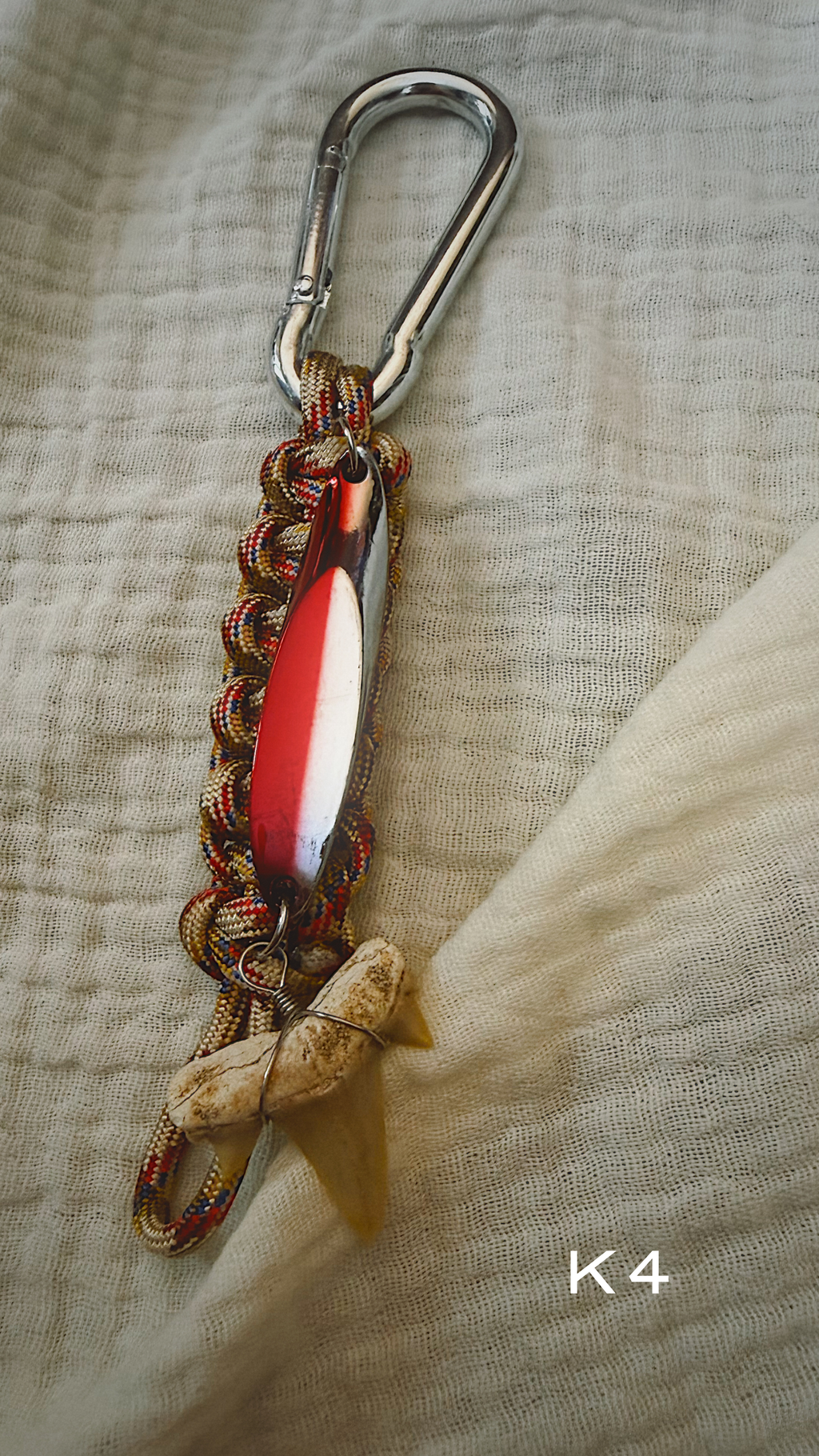 Fishing Lure Keychain - Paracord