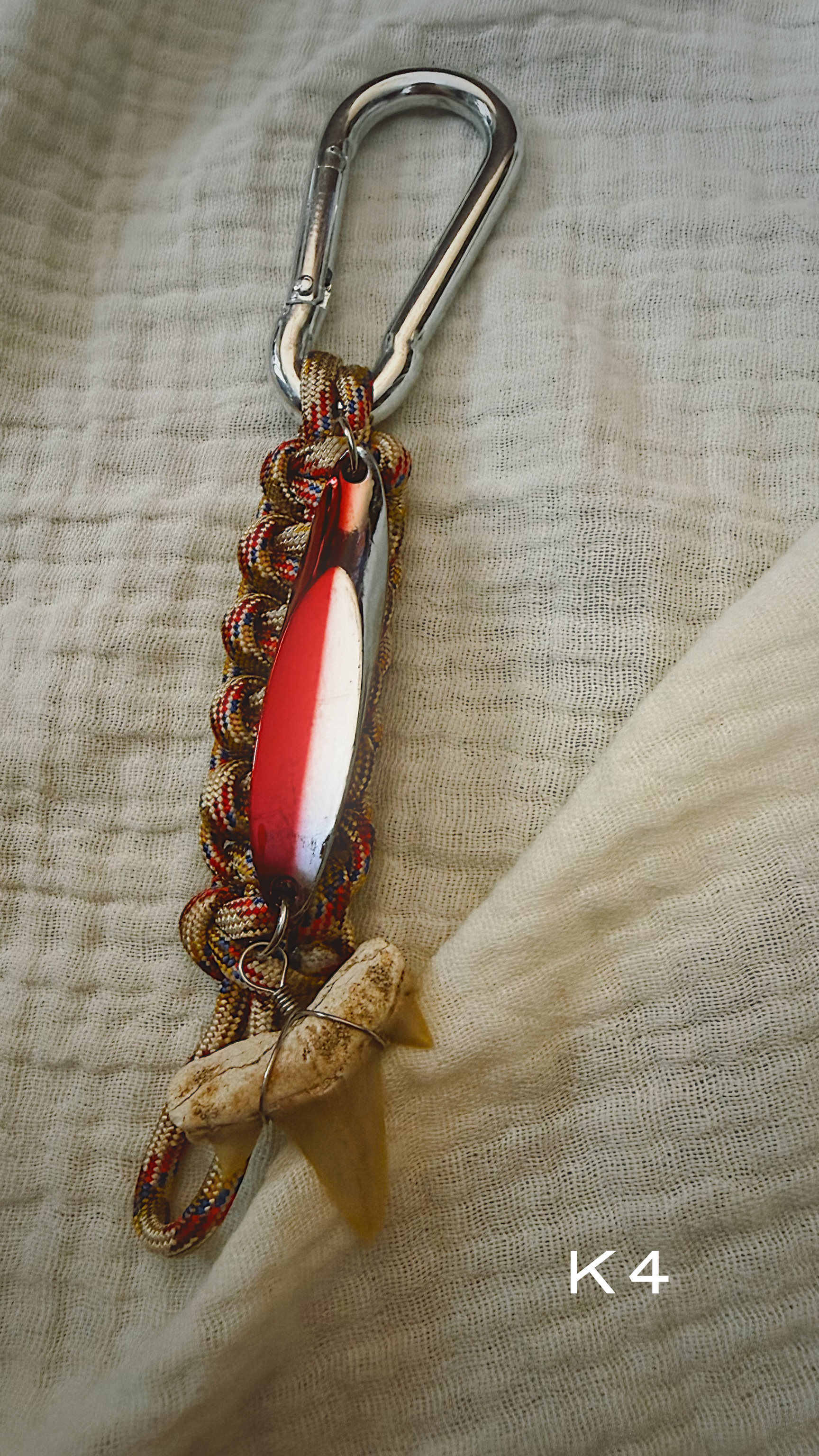 Fishing Lure Keychain - Paracord