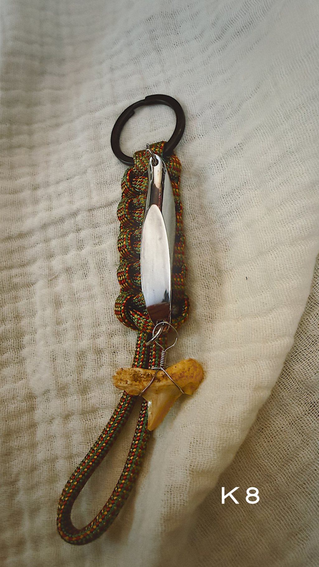 Fishing Lure Keychain - Paracord