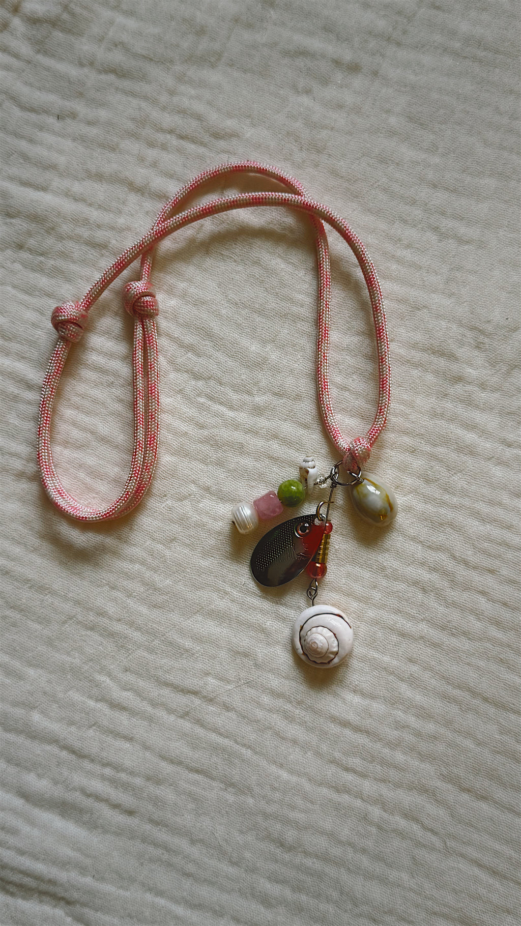 Conch - Paracord Fishing Lure Necklace