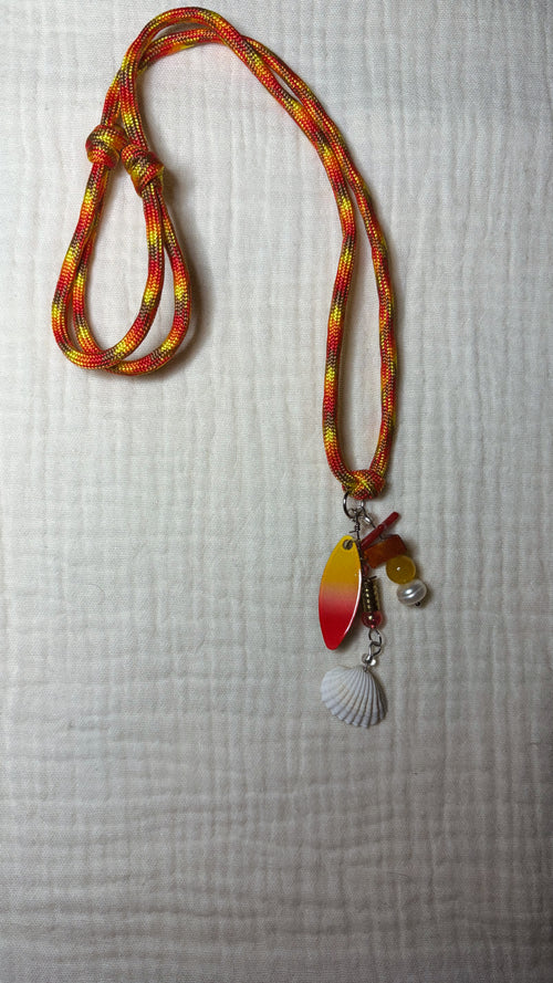 Bayline - Paracord Fishing Lure Necklace