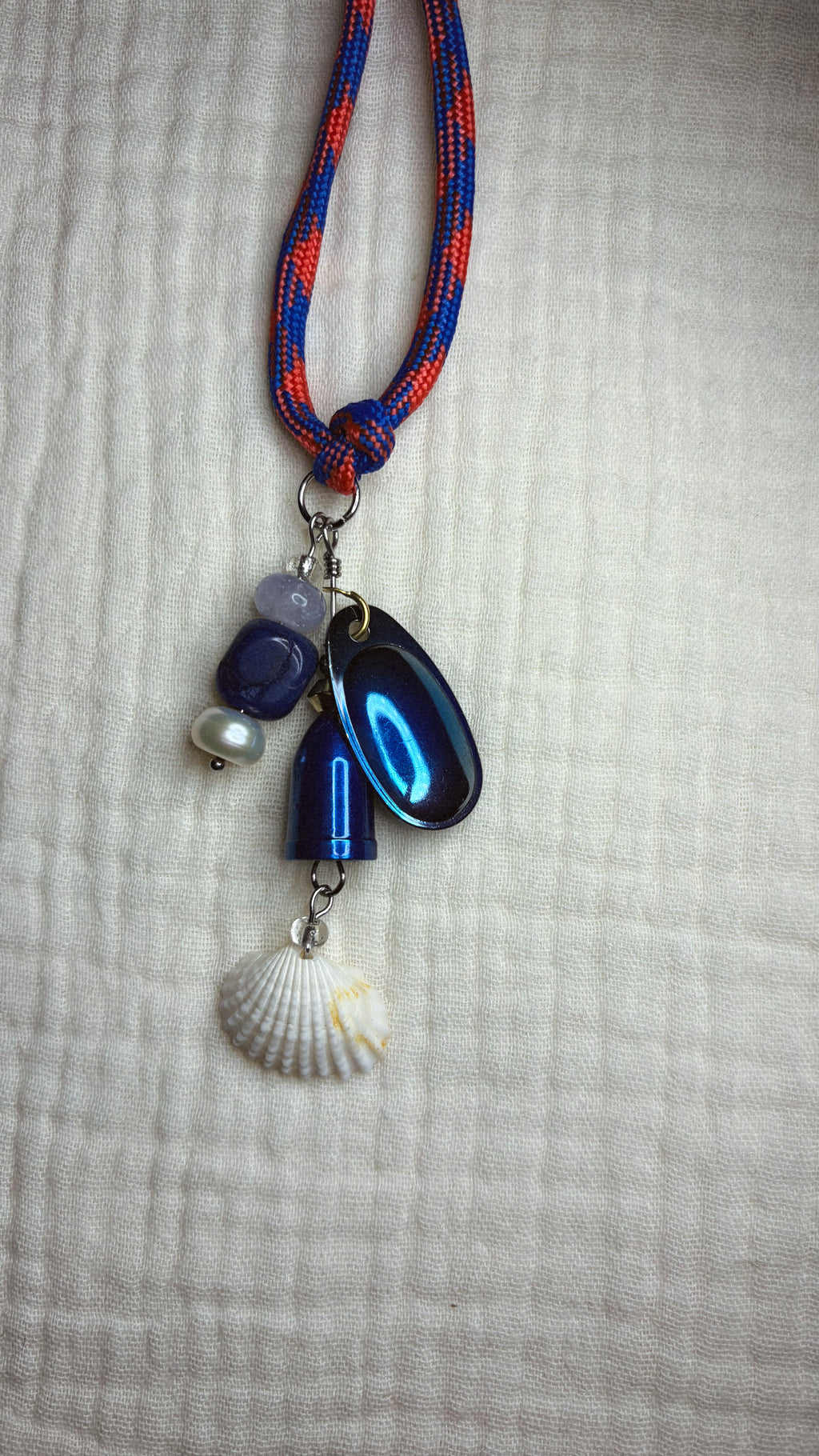 Gullwing - Paracord Fishing Lure Necklace
