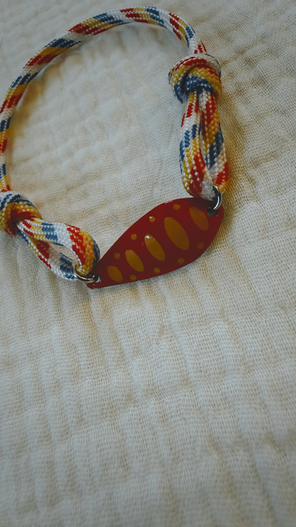Deckhand - Paracord Fishing Lure Bracelet