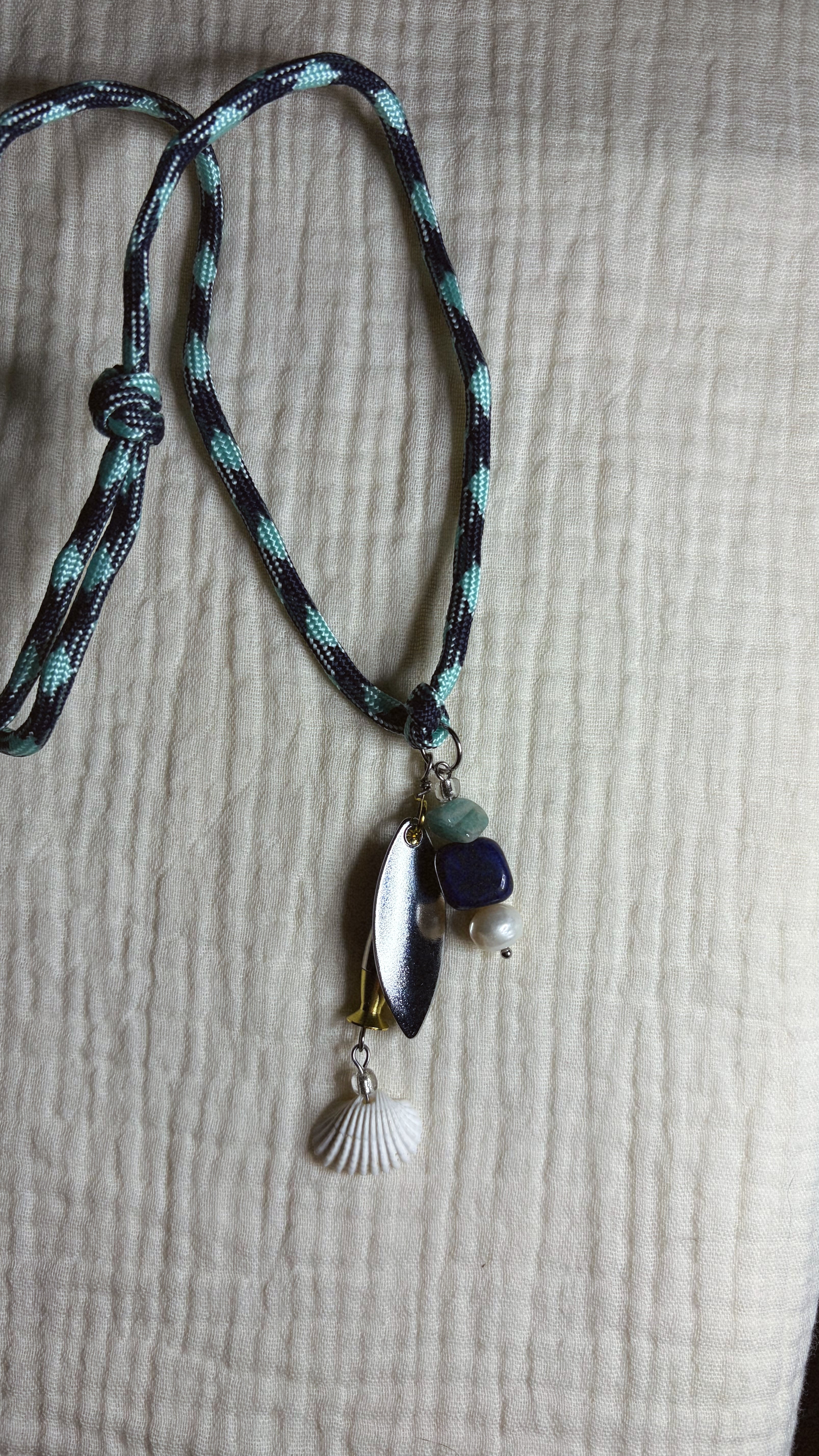 Moonline - Paracord Fishing Lure Necklace