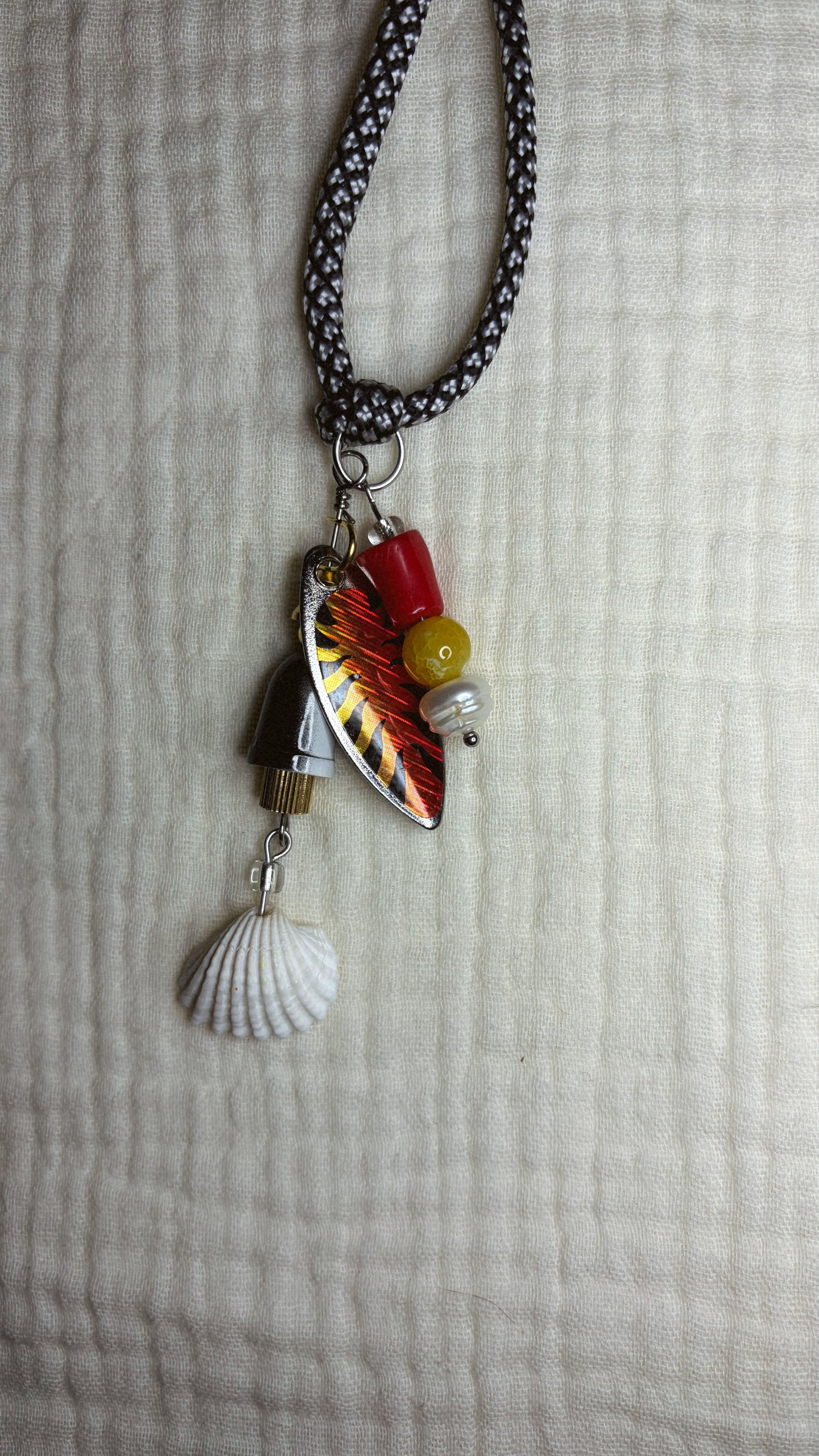 Kelpline - Paracord Fishing Lure Necklace