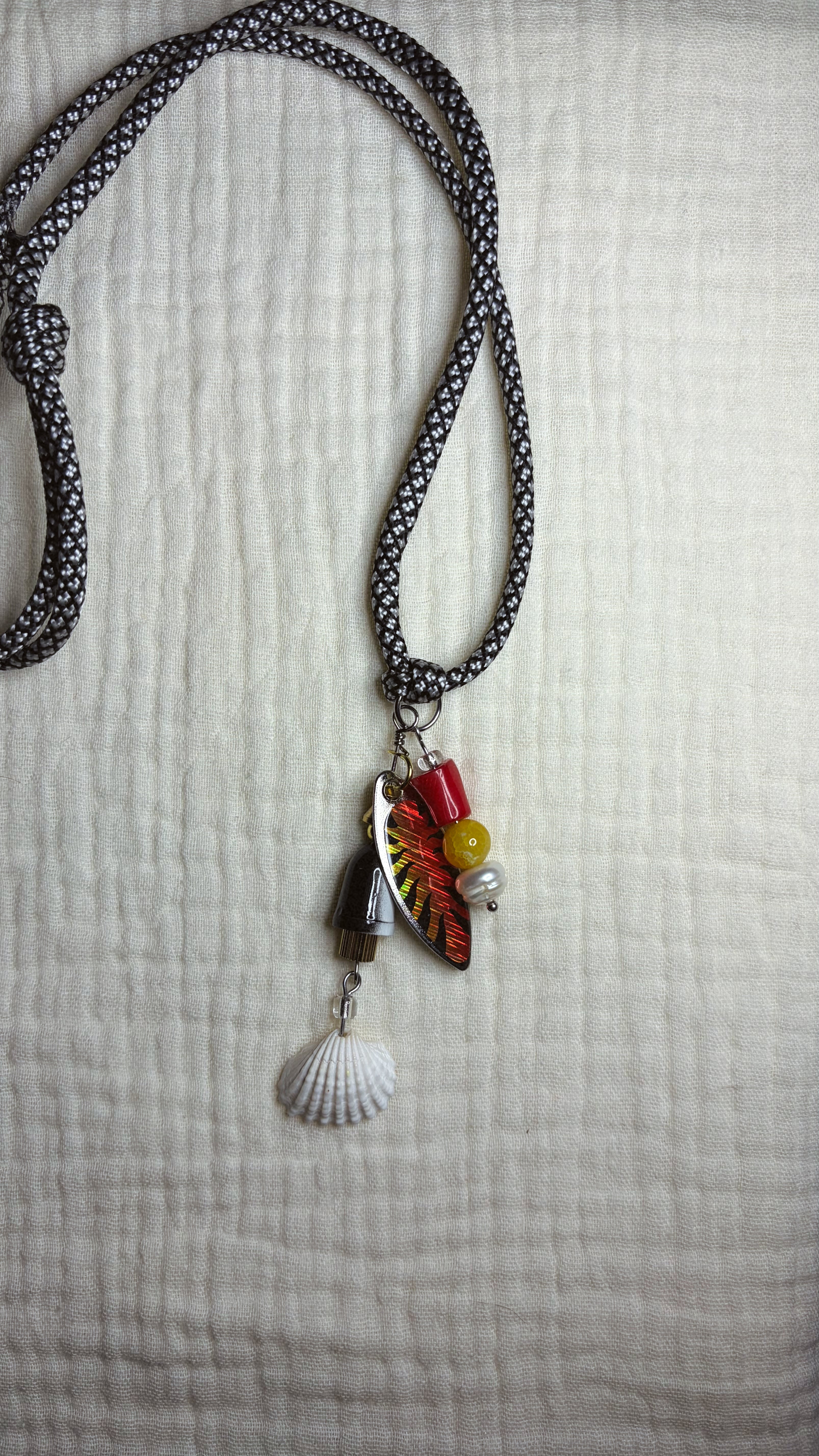 Kelpline - Paracord Fishing Lure Necklace