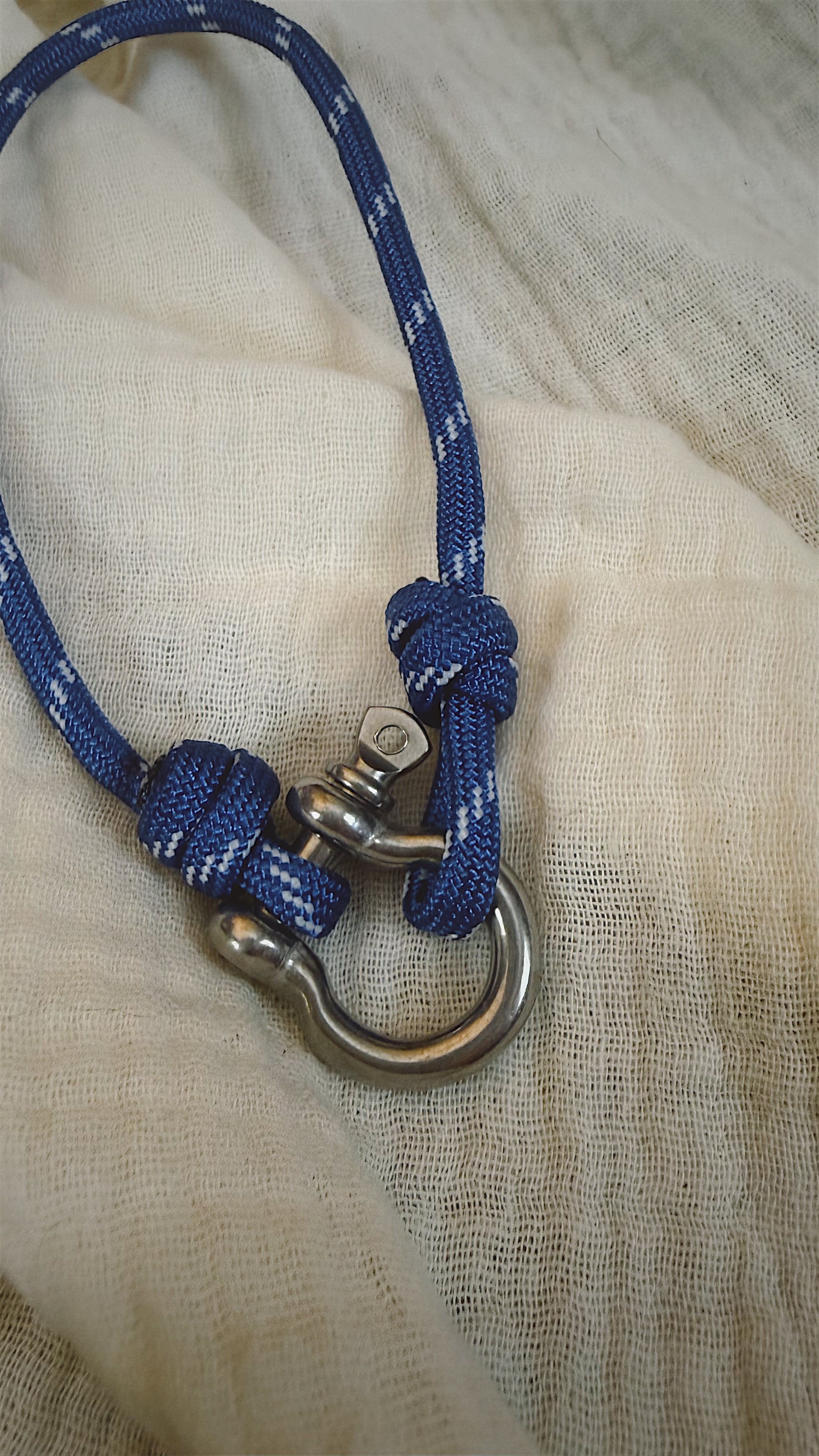 Anchor Shackle Bracelet - Paracord - Blue