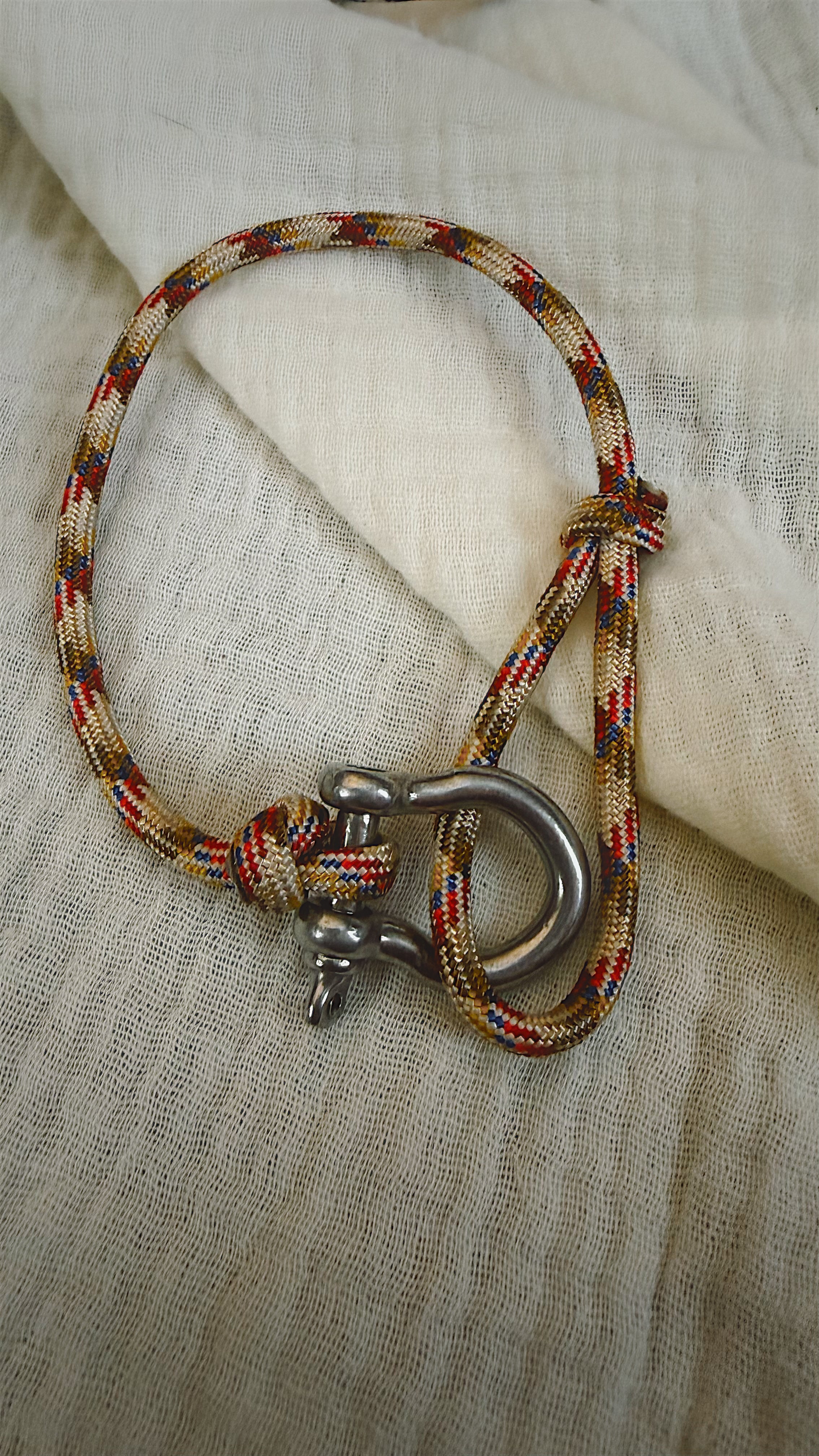 Anchor Shackle Bracelet - Paracord - Pennant