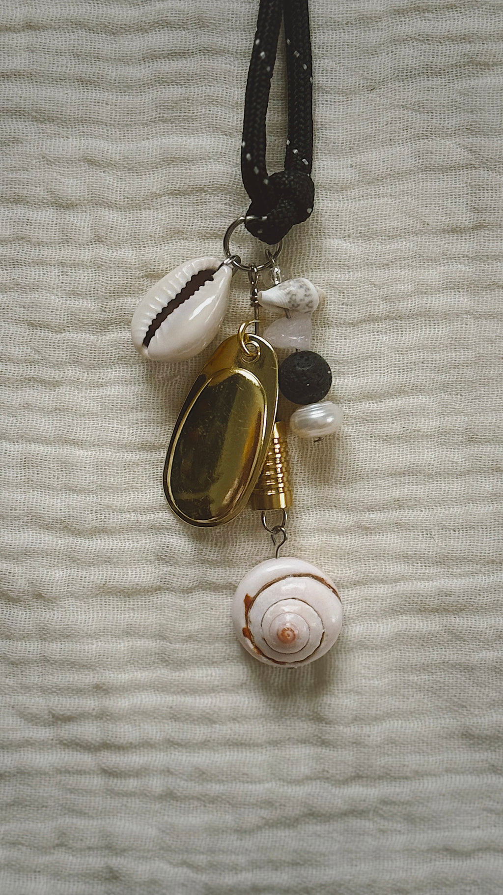 Lowtide - Paracord Fishing Lure Necklace
