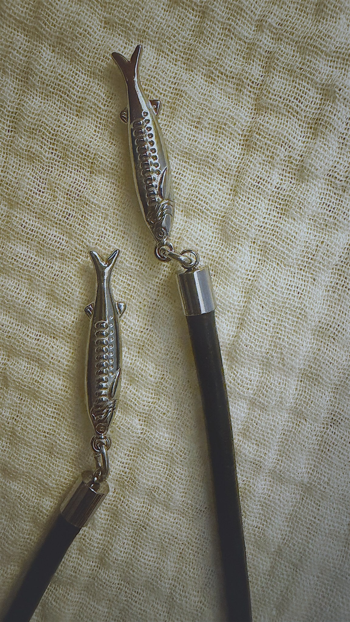 Chrome Scallop Shell Leather Bolo Necklace