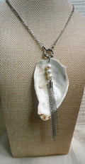 Oyster shell necklace with pearls and silver metal fringe